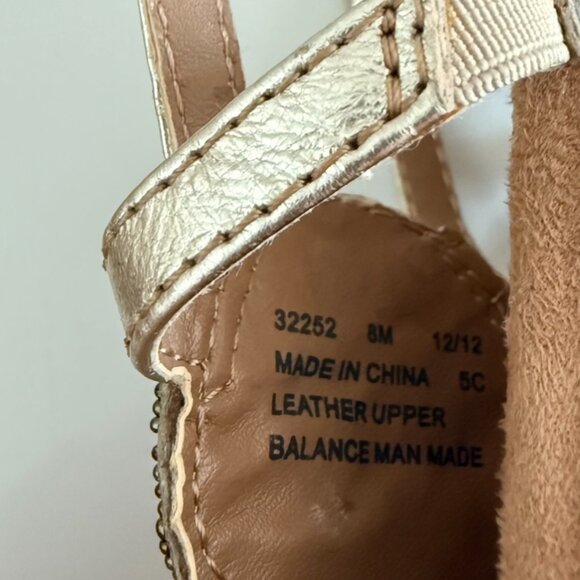 Clarks - Gold - Leather Beaded Sandals - Size 8M - Picture 11 of 11